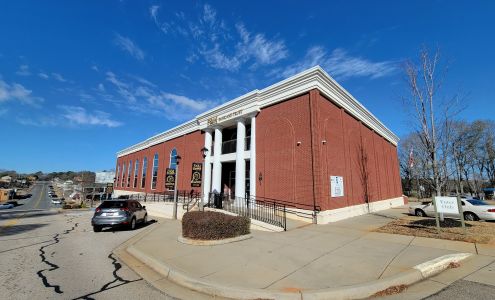 F&M Bank & Trust Manchester