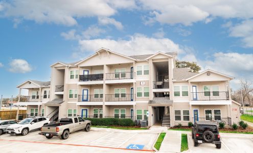 The Park at Bellagio Apartment Richwood