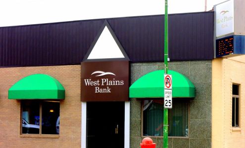 West Plains Bank Ainsworth