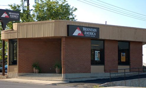 Mountain America Credit Union (Inside Lin's Market)
