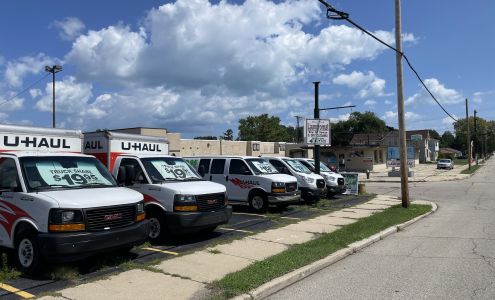 U-Haul Neighborhood Dealer