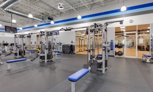 Crunch Fitness - Fort Myers