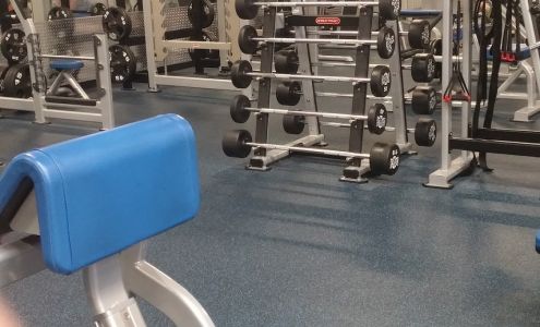 Crunch Fitness - Aurora Aurora