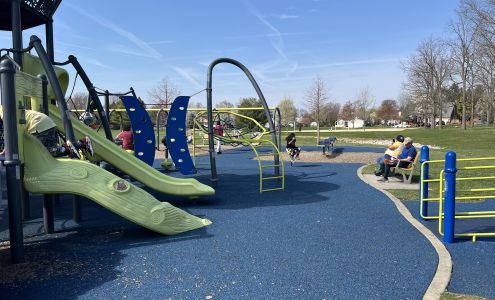Volleyball Courts @ Holland Park