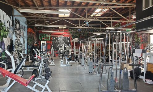 Iron Addicts Gym