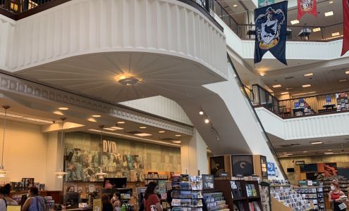 Barnes & Noble