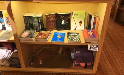 Sivananda Yoga Vedanta Center 243 W 24th St, New York New York 10011