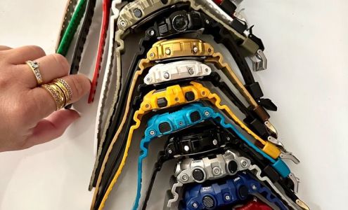 Finish Line (located inside Macy's)