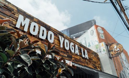 Modo Yoga LA- East