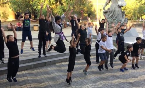 Docando Burbank Fighting School