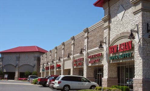 River Pointe Plaza