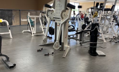 Blythe Family Fitness Pratt