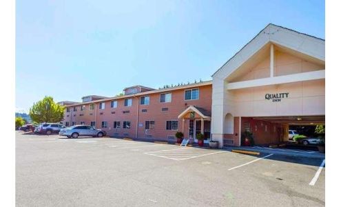 Quality Inn Near Seattle Premium Outlets
