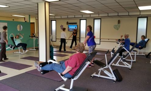 Go Figure Women's Fitness Washburn