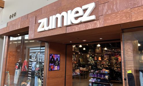 Zumiez