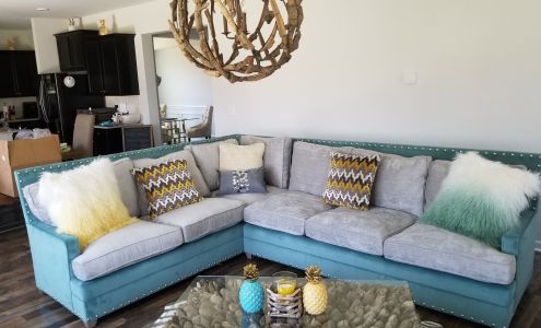 Kroungold's Furniture