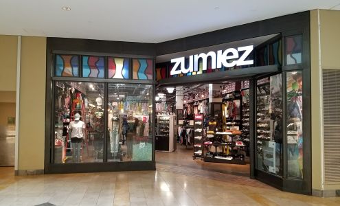 Zumiez