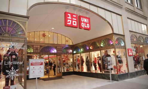UNIQLO Chestnut St