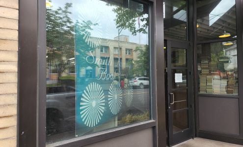 Smith Family Bookstore