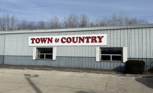 Town & Country Furniture Little Suamico