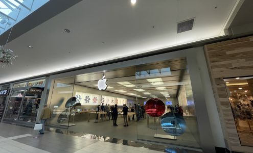 Apple University Park Mall