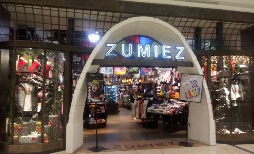 Zumiez