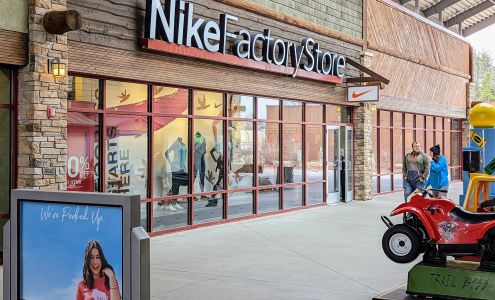 Nike Factory Store - Wisconsin Dells