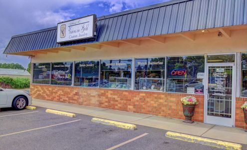 Anthony M's Visions In Gold