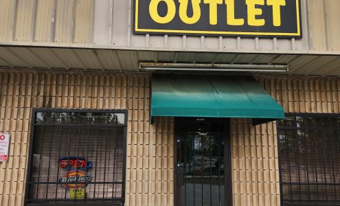 Bishop's Jeans Outlet