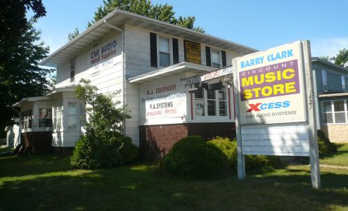 Barry Clark Discount Music 1423 Superior Ave, Tomah Wisconsin 54660