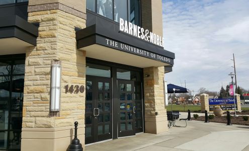 Barnes & Noble at The University of Toledo
