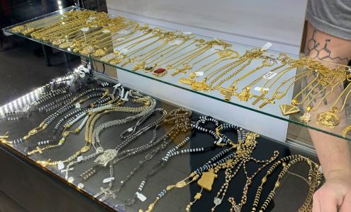 THE SHOE & APPAREL CO.