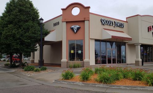 Riddle's Jewelry - Hastings