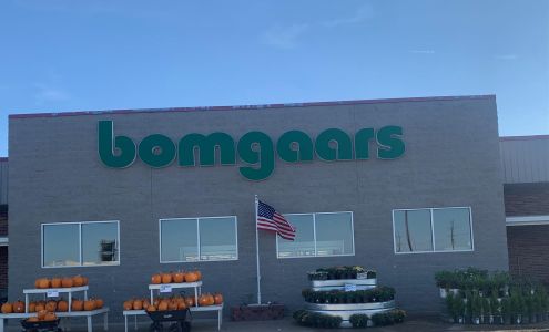 Bomgaars