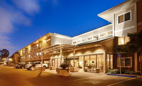 Best Western Plus Bayside Hotel