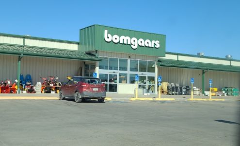 Bomgaars