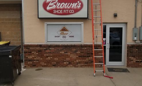 Brown's Shoe Fit Co Manhattan