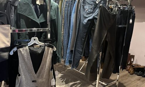 Clothes Horse Pittsburgh