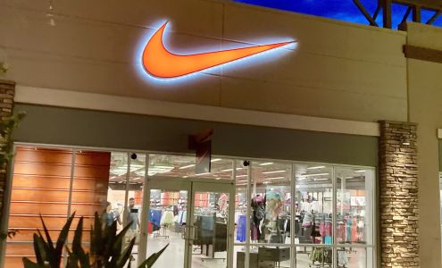 Nike Factory Store - Marana