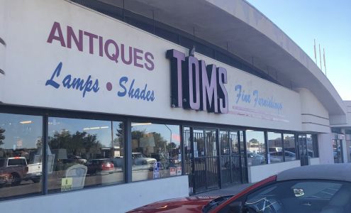 Tom's Fine Furniture & Collectables Store #1