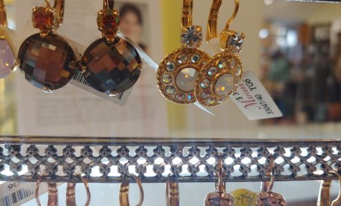 Carolina Girls Personalized Jewelry & Gifts