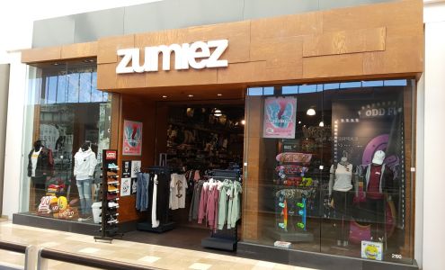 Zumiez