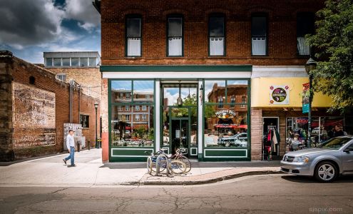 Incahoots Vintage Clothing & Costumes