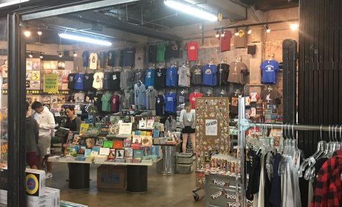 Black Hound Gallerie