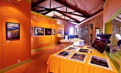 Hidden Light LLC/The Framing Department