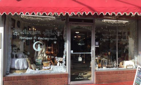 Victorian Moon Antiques & Enchantments