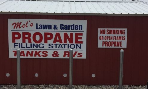 Mel's Lawn Garden & Feed Center