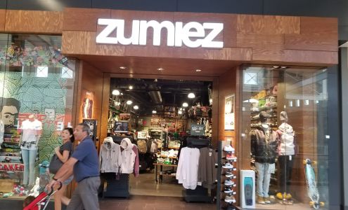 Zumiez