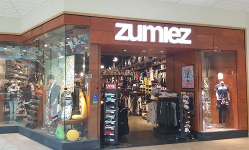 Zumiez