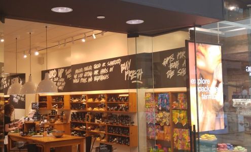 Lush Cosmetics The Avenues